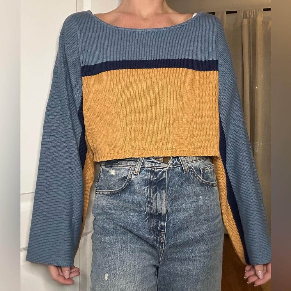 Romeo & Juliet Colorblock Cropped Sweater